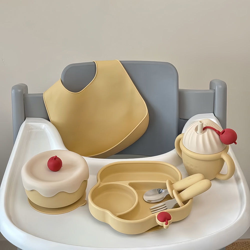 Bavoir, tasse et gobelet silicone sans BPA