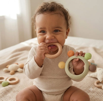 Anneau de dentition en bois naturel et silicone sans BPA
